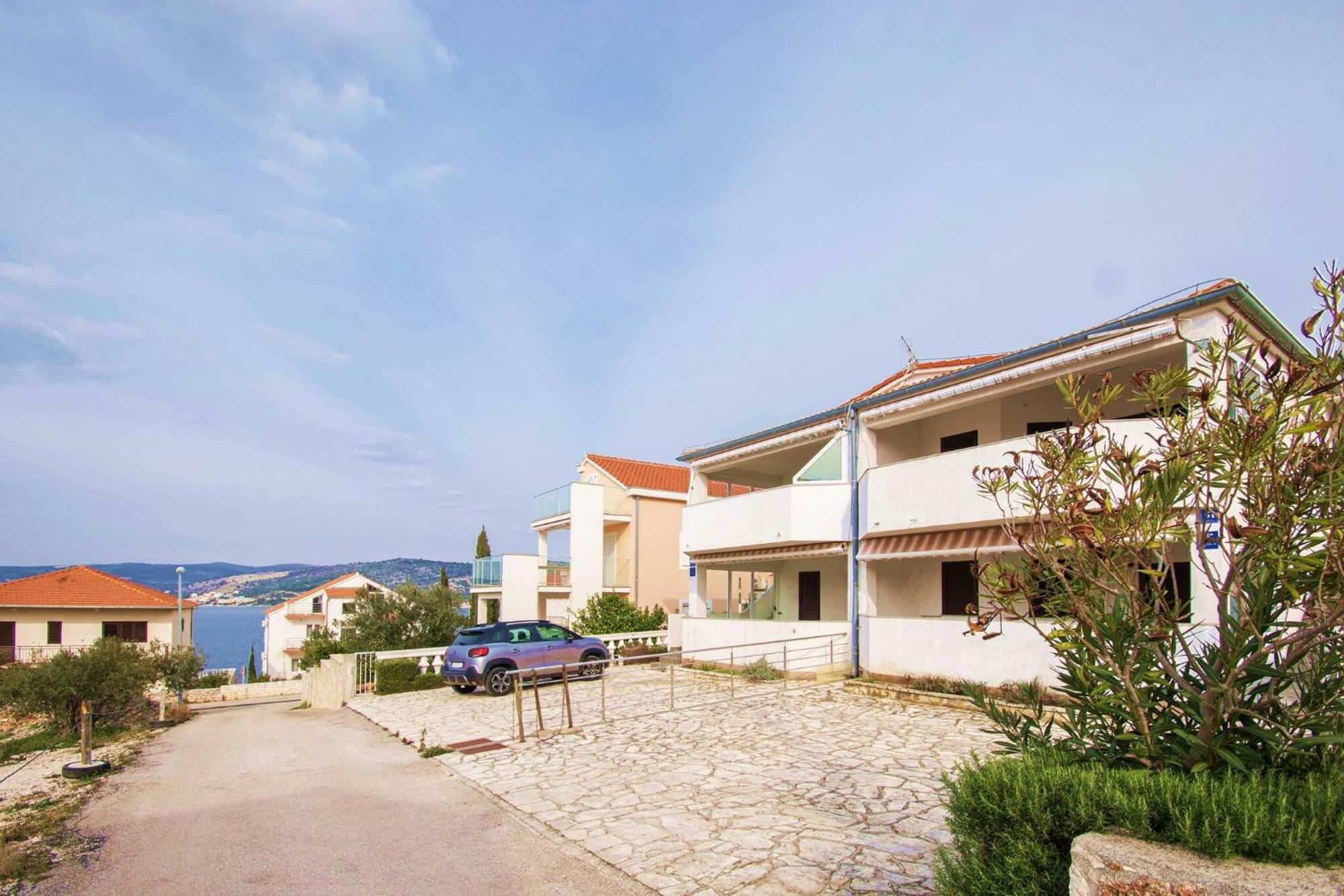Apartment Meri Razanj With Sea View Exterior photo