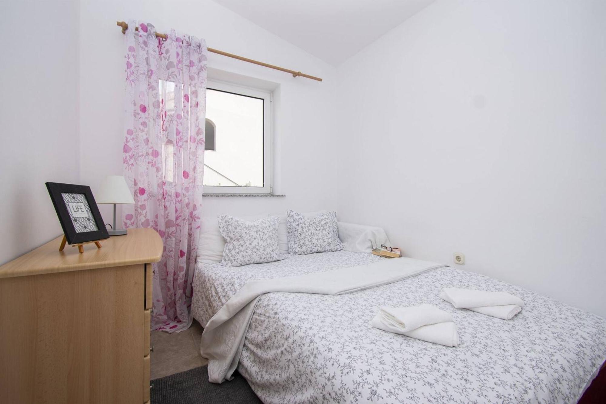 Apartment Meri Razanj With Sea View Exterior photo