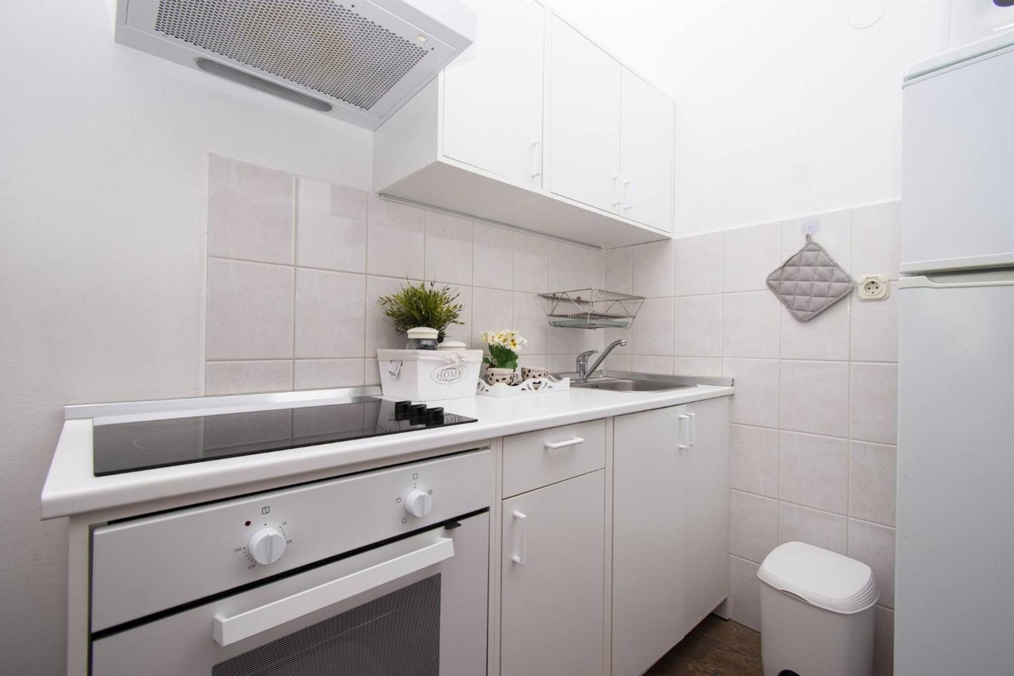 Apartment Meri Razanj With Sea View Exterior photo